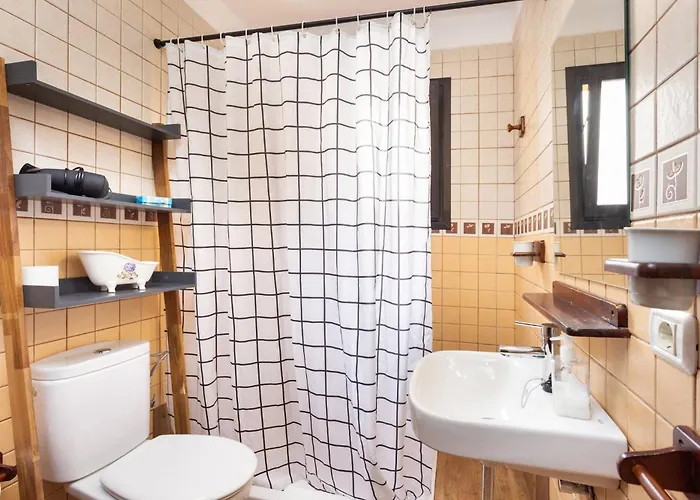 Elegante Y Luminoso Piso Recien Reformado *