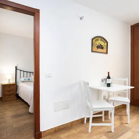 Elegante Y Luminoso Piso Recien Reformado